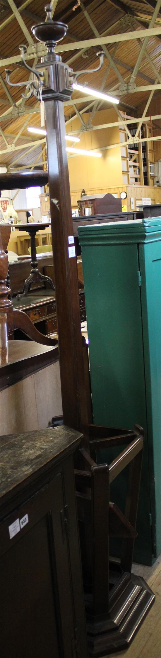 Victorian mahogany hat and coat stand(-)